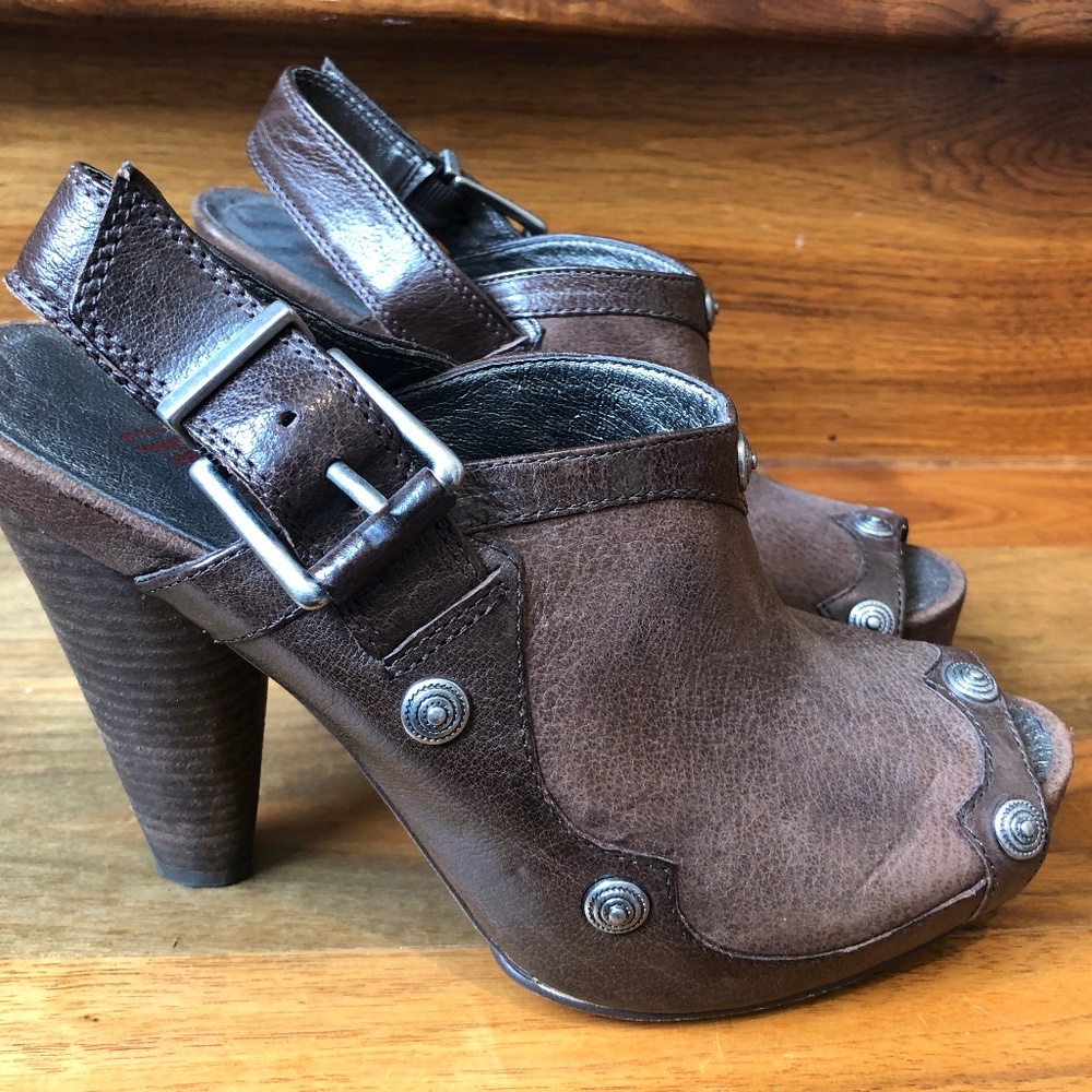 Miss Sixty brown leather and metal details shoes